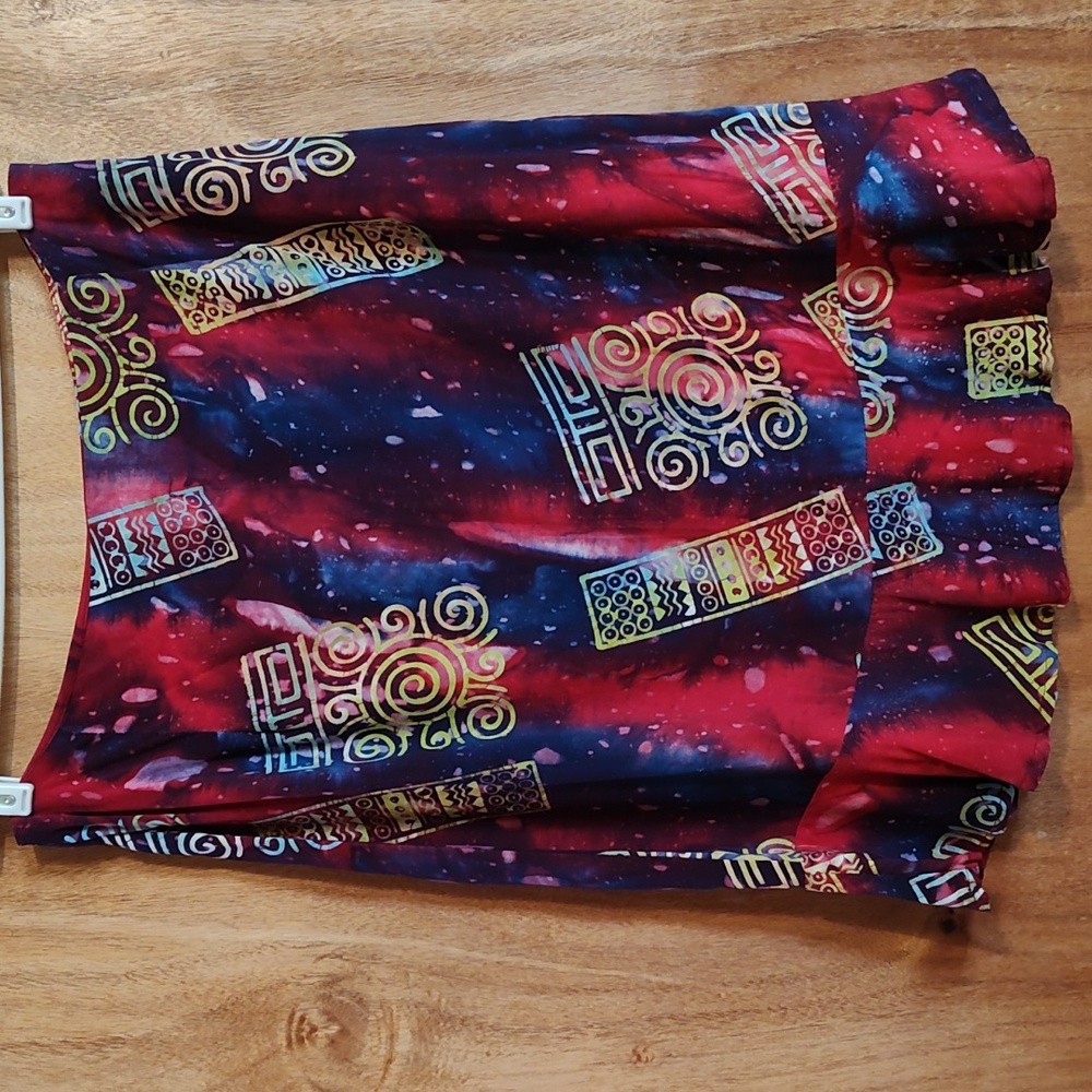 Go Fish Gorgeous Handcrafted Batik Skirt Red Blue Green Yellow Fluted Hem Size M